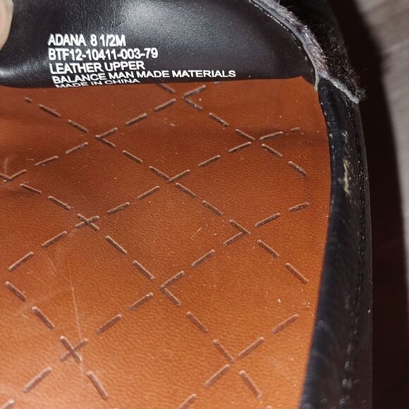 Women's Bare Traps Adana Black Leather Faux Fur Slip On Shoes Loafers  Sz 8.5 - Picture 8 of 8